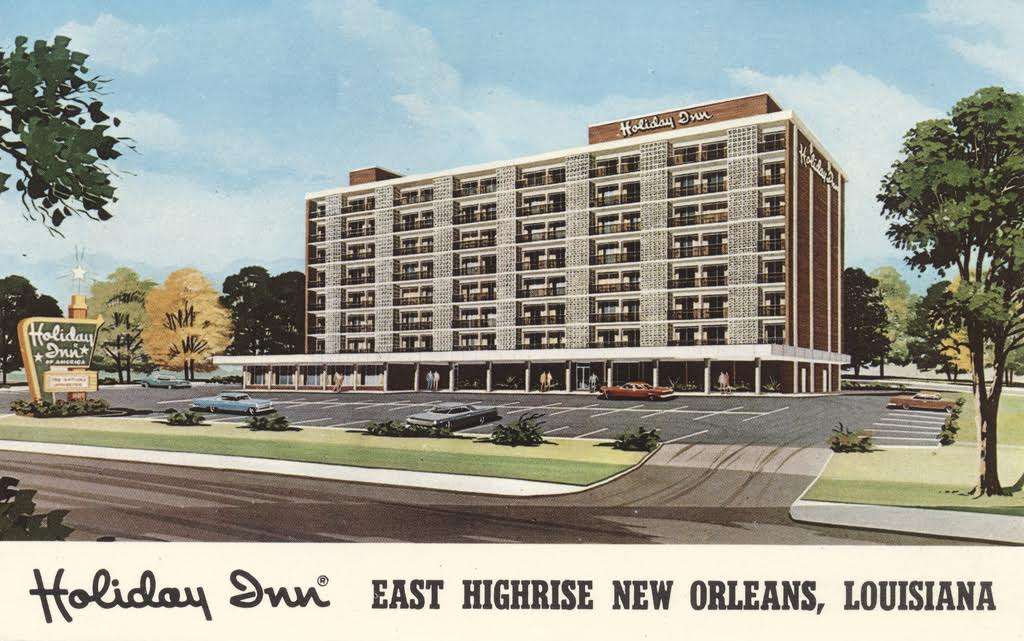 In the 1970s, Holiday Inn Inc. launched multi-story downtown hotels.