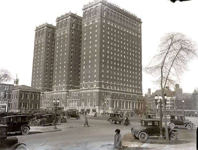 The second Statler Hotel in Buffalo, 1930.